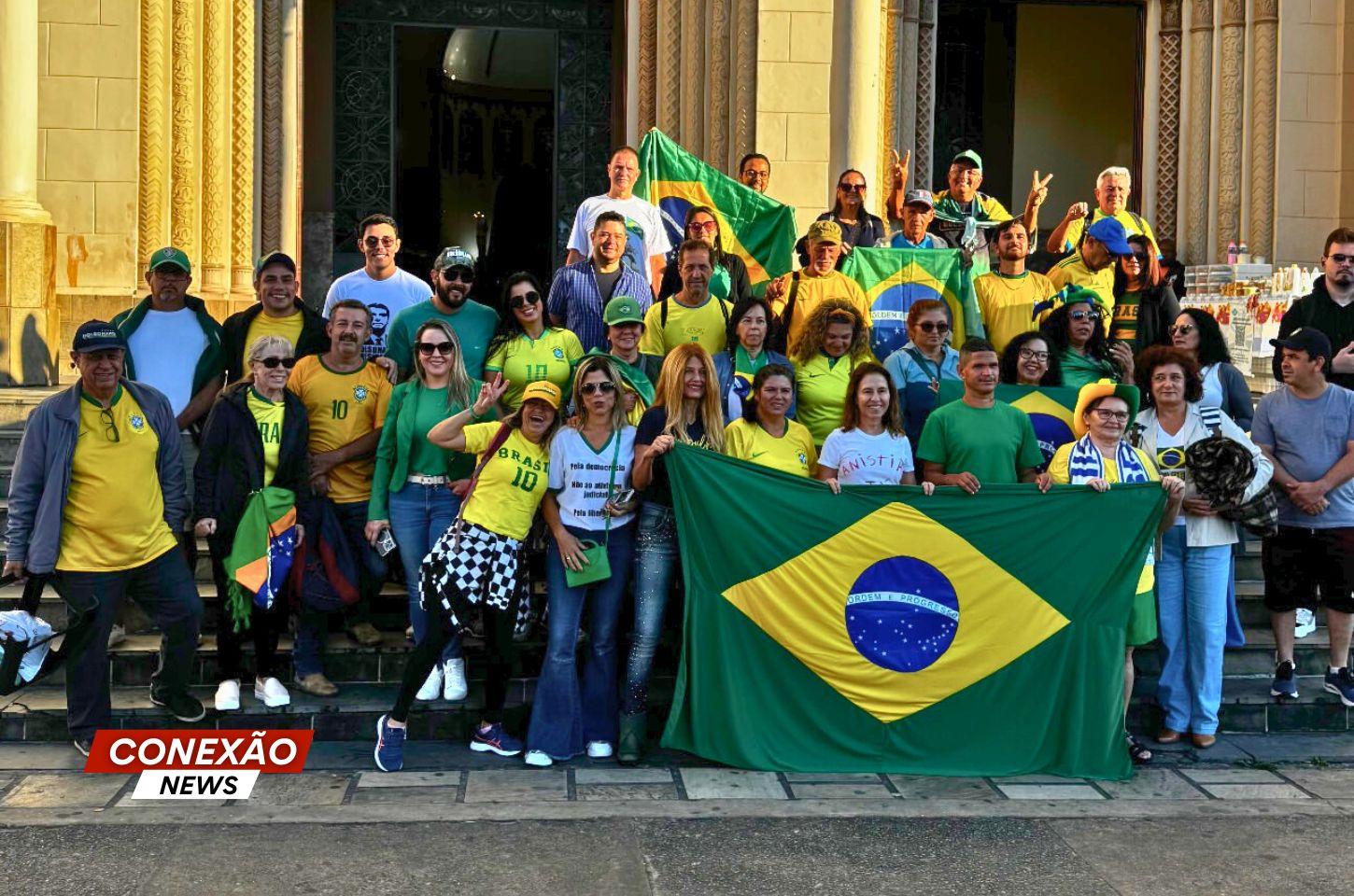 Moradores de Pouso Alegre participam de manifestação pró-anistia na Av. Paulista, em São Paulo (SP).