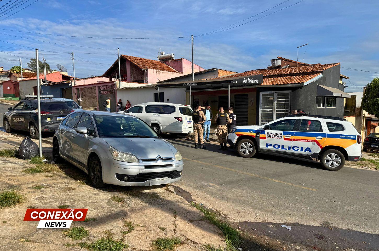 Homem é encontrado morto sentado em frente a bar no bairro Cidade Jardim, em Pouso Alegre (MG).