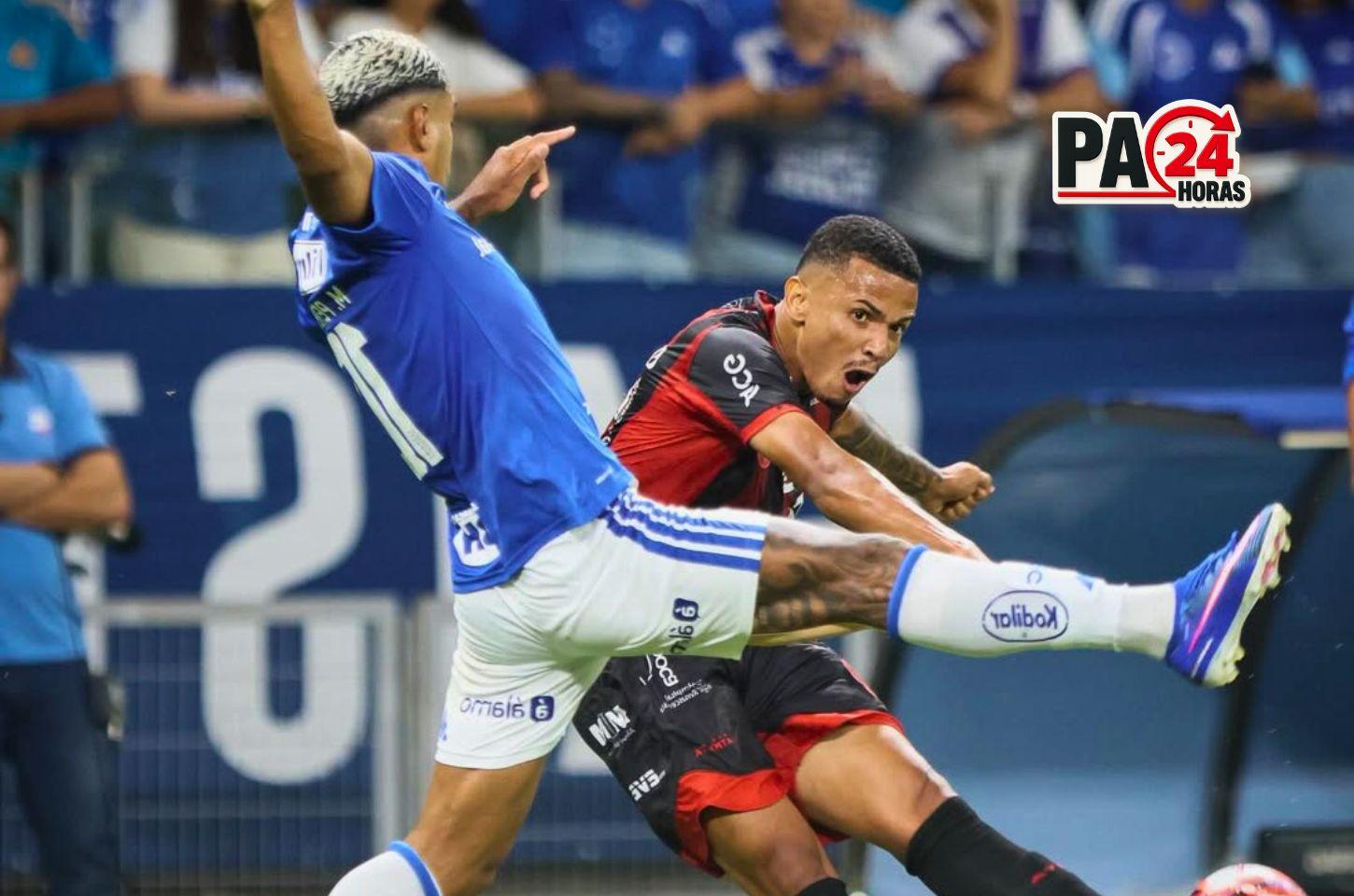 Cruzeiro vence o Pouso Alegre por 1 a 0 nos acréscimos e garante vaga na final do Mineiro.